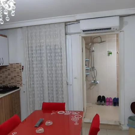 Gunay Homes Apartmán *
